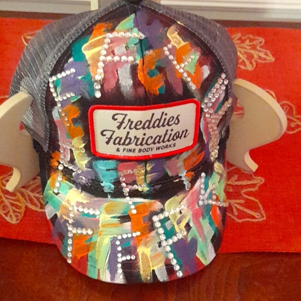 Customise Tucker Hat
